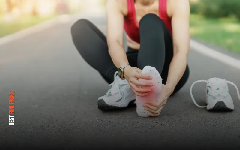 Heel support running shoes for beginners plantar fasciitis providing pain relief and recovery